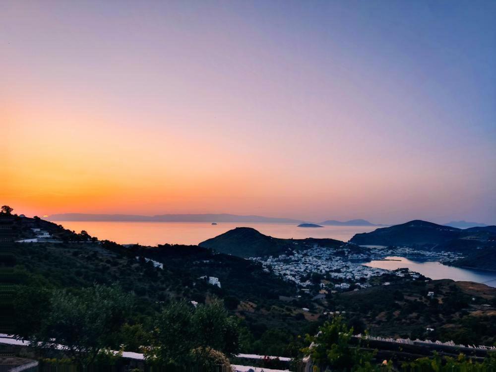 Traditional Studio Chora Patmos Екстериор снимка