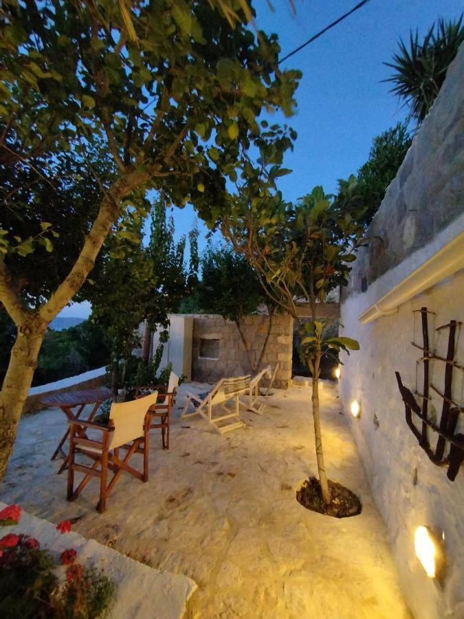 Traditional Studio Chora Patmos Екстериор снимка