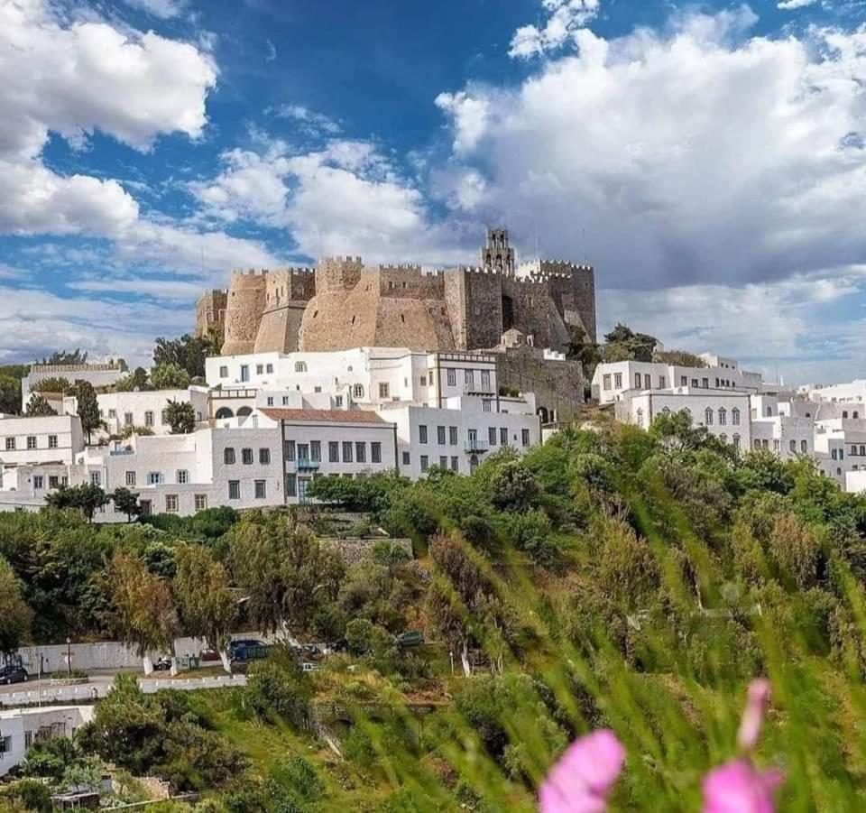 Traditional Studio Chora Patmos Екстериор снимка