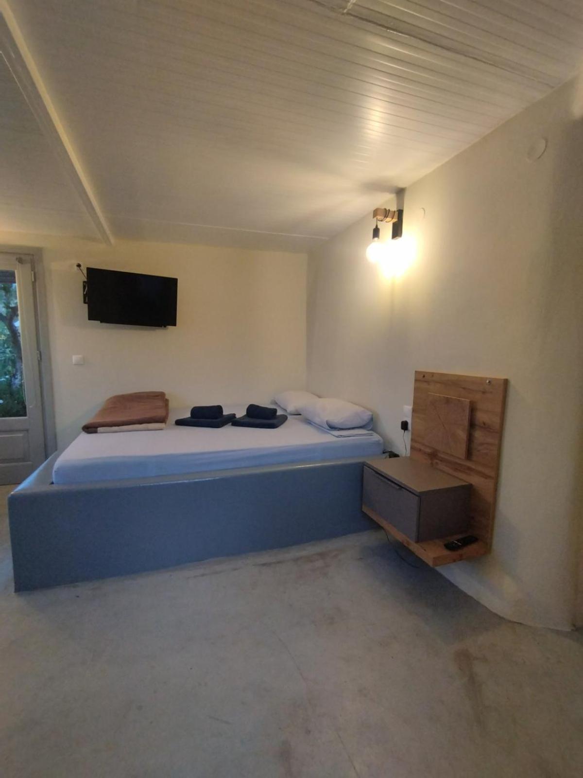 Traditional Studio Chora Patmos Екстериор снимка