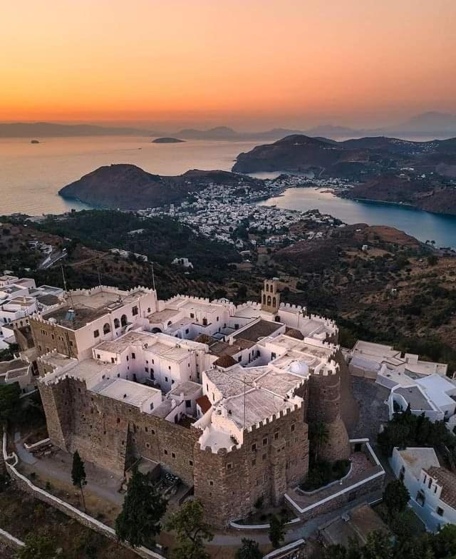 Traditional Studio Chora Patmos Екстериор снимка